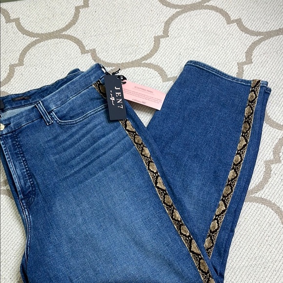Jen 7, 7 for all mankind Ankle Straight Leg Snake skin side stripe Jeans,size 22 - Picture 1 of 17